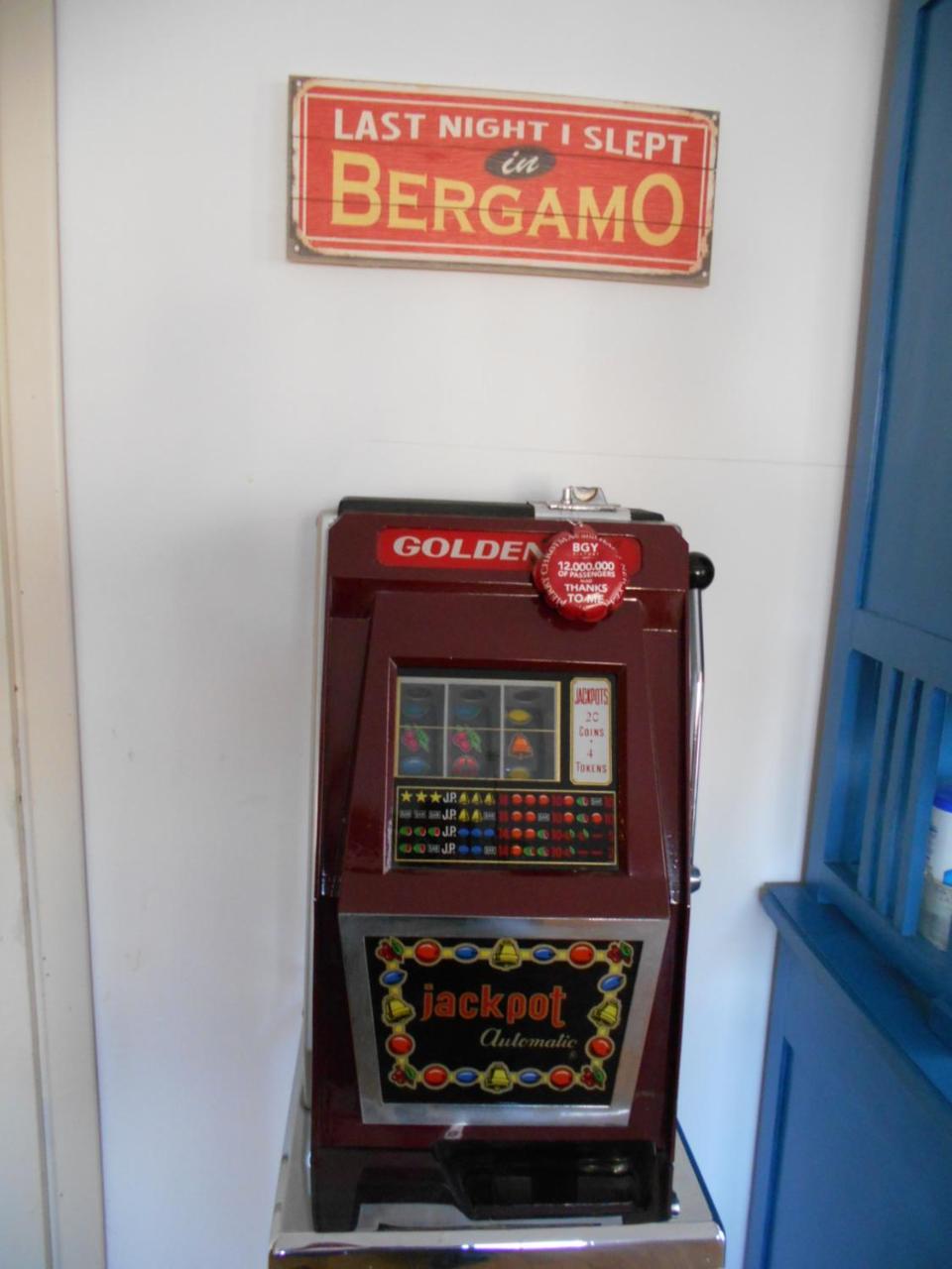 Guesthouse Viale Bergamo Luaran gambar